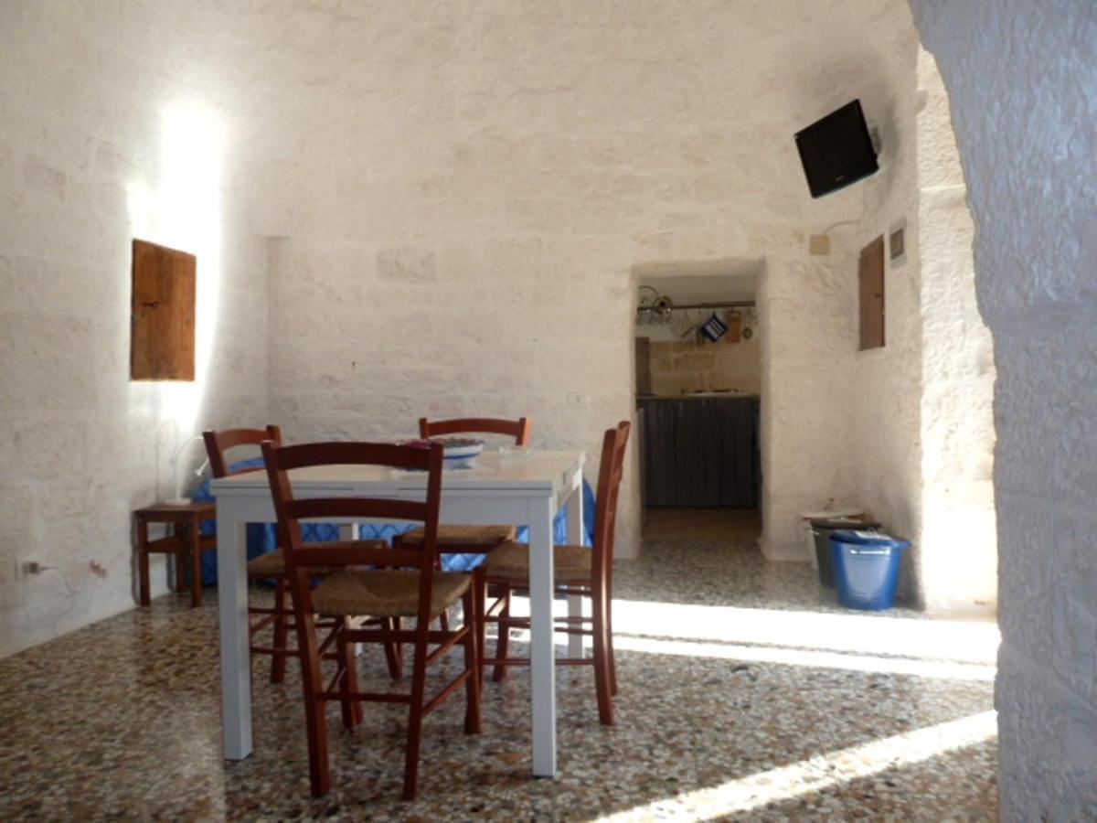 Il Piccolo Trullo Guest House Cisternino Exterior photo