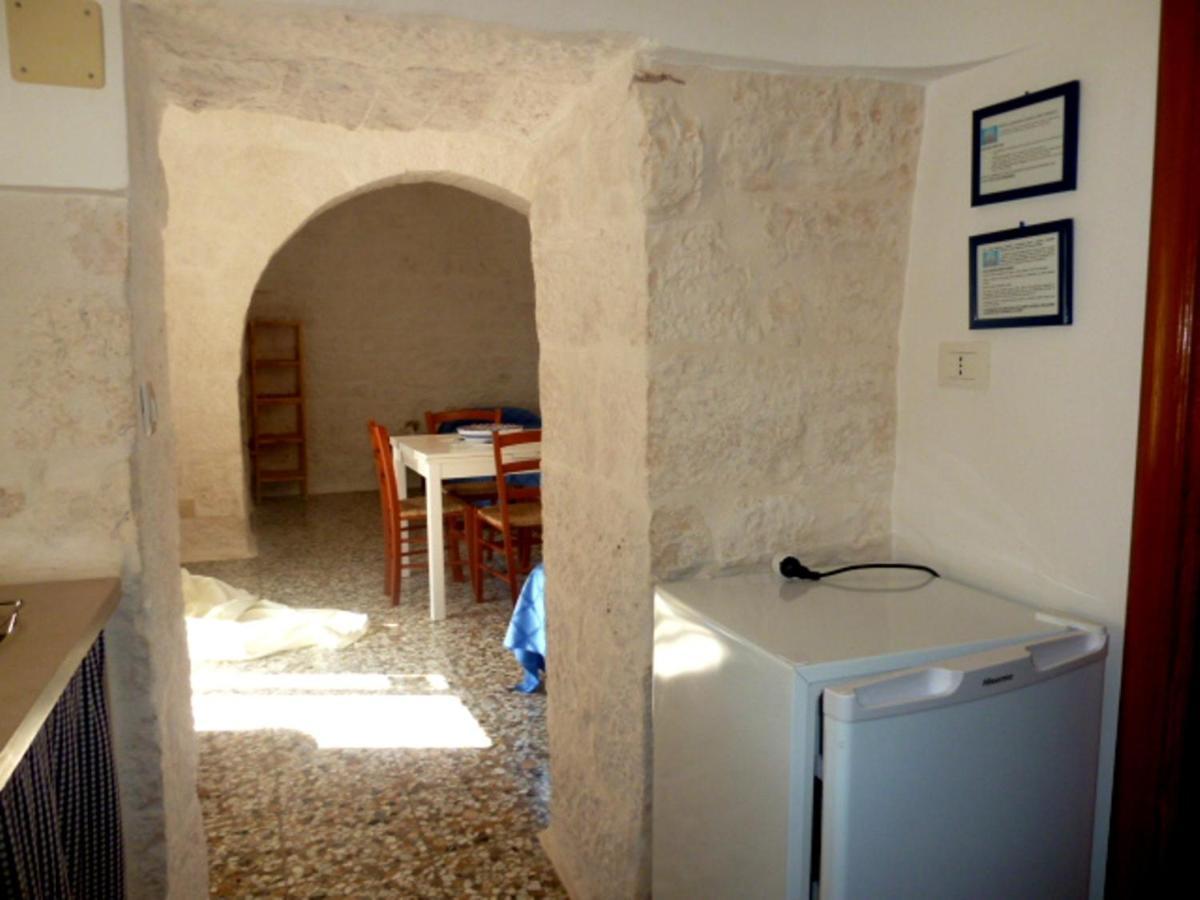 Il Piccolo Trullo Guest House Cisternino Exterior photo