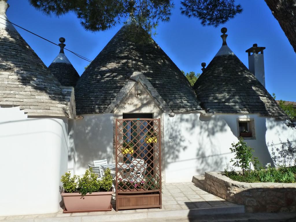 Il Piccolo Trullo Guest House Cisternino Exterior photo